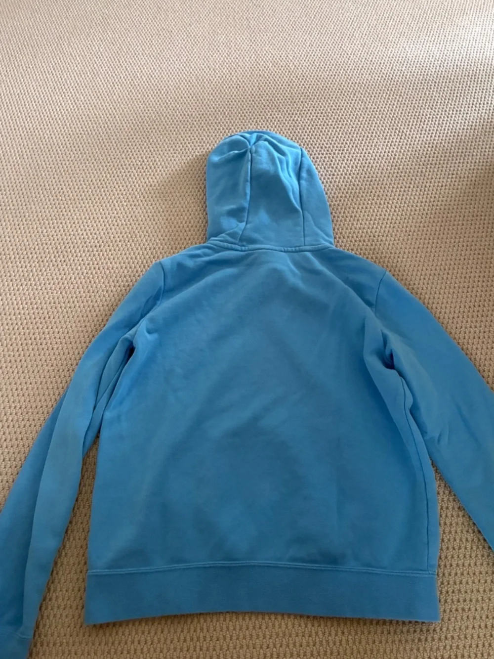 Nike - Picture 2 of 3